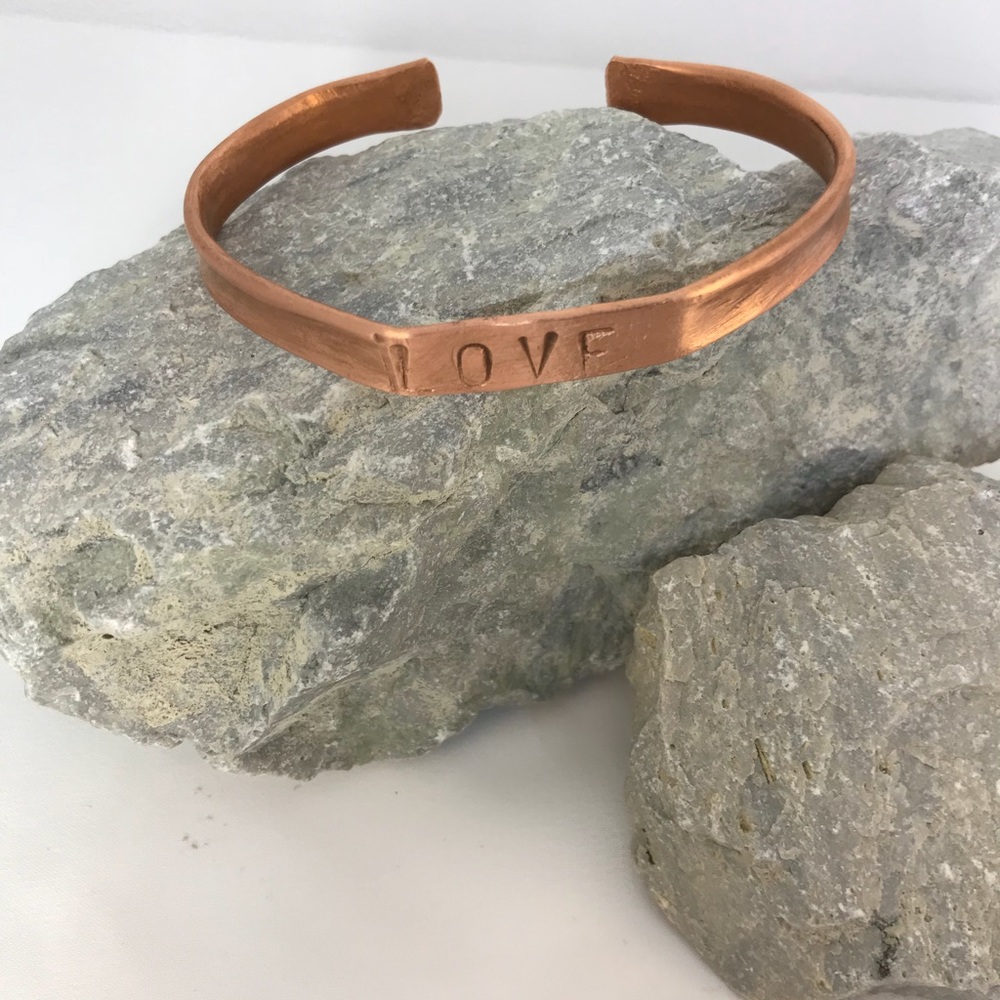 Handmade bracelet LOVE copper cuff bracelet NWT - Picture 2 of 8